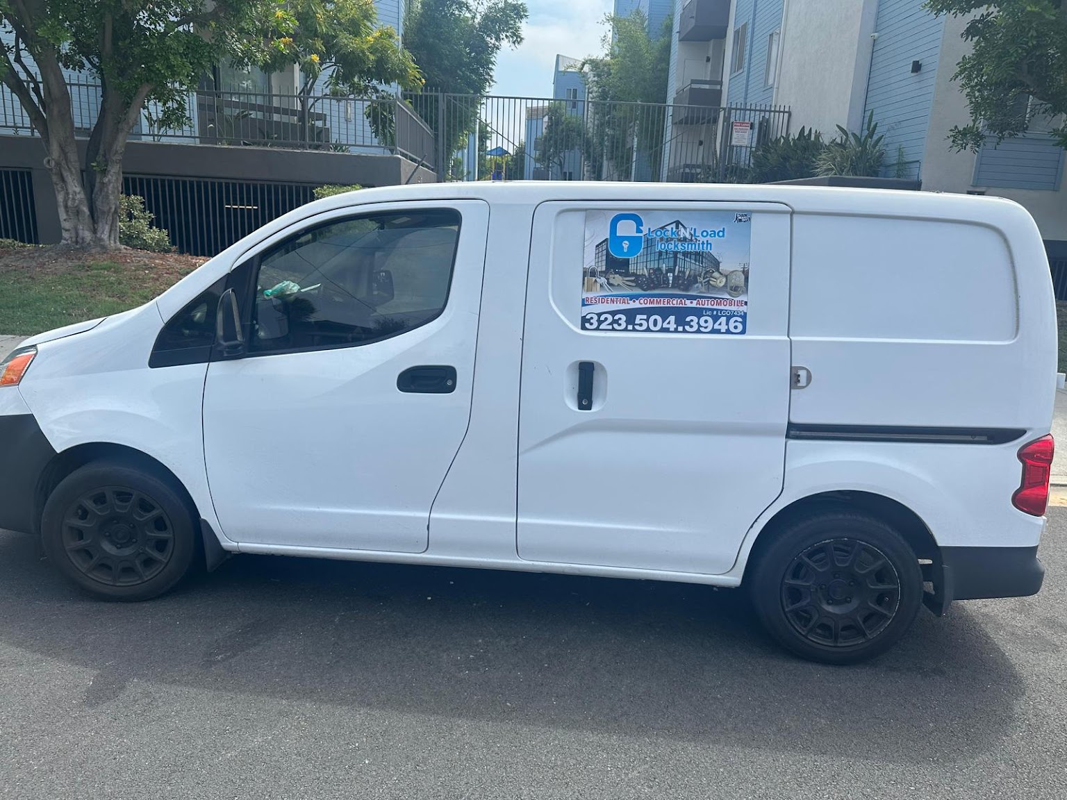 lock n load locksmith van in paramount